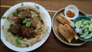 Falafel Humus